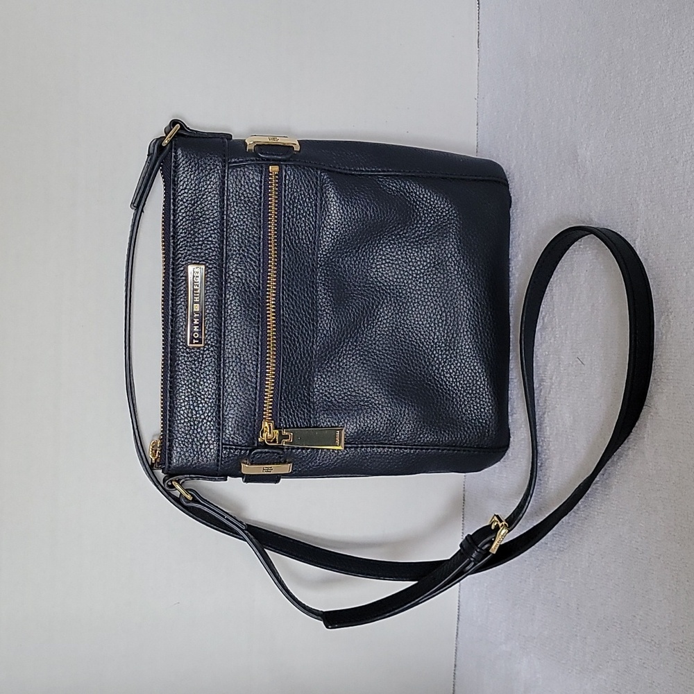 Tommy Hilfiger navy blue pebbled leather crossbody handbag